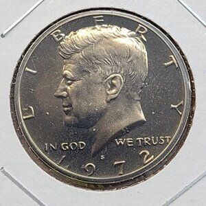 Set 1972-P,D,S Proof Kennedy Half Dollars...Uncirculated...In Protective Holders